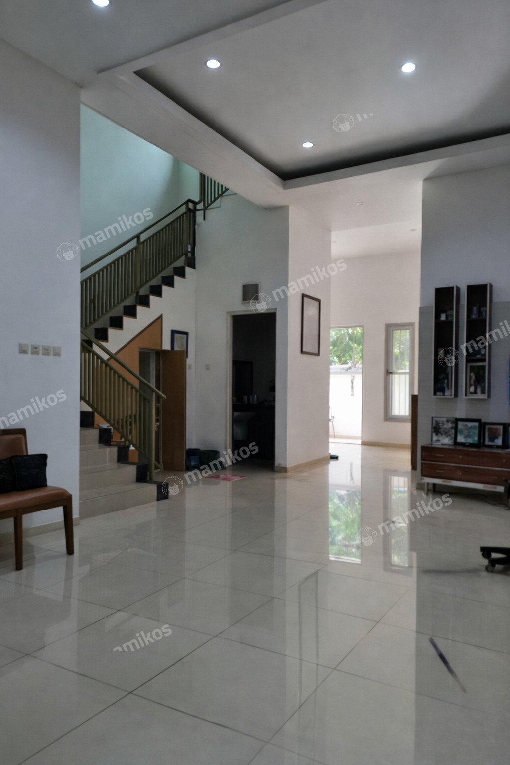 Rumah Sertifikat SHM 4 Kamar Tidur 2 Kamar Mandi Kelapa Gading Jakarta Utara - Photo 2