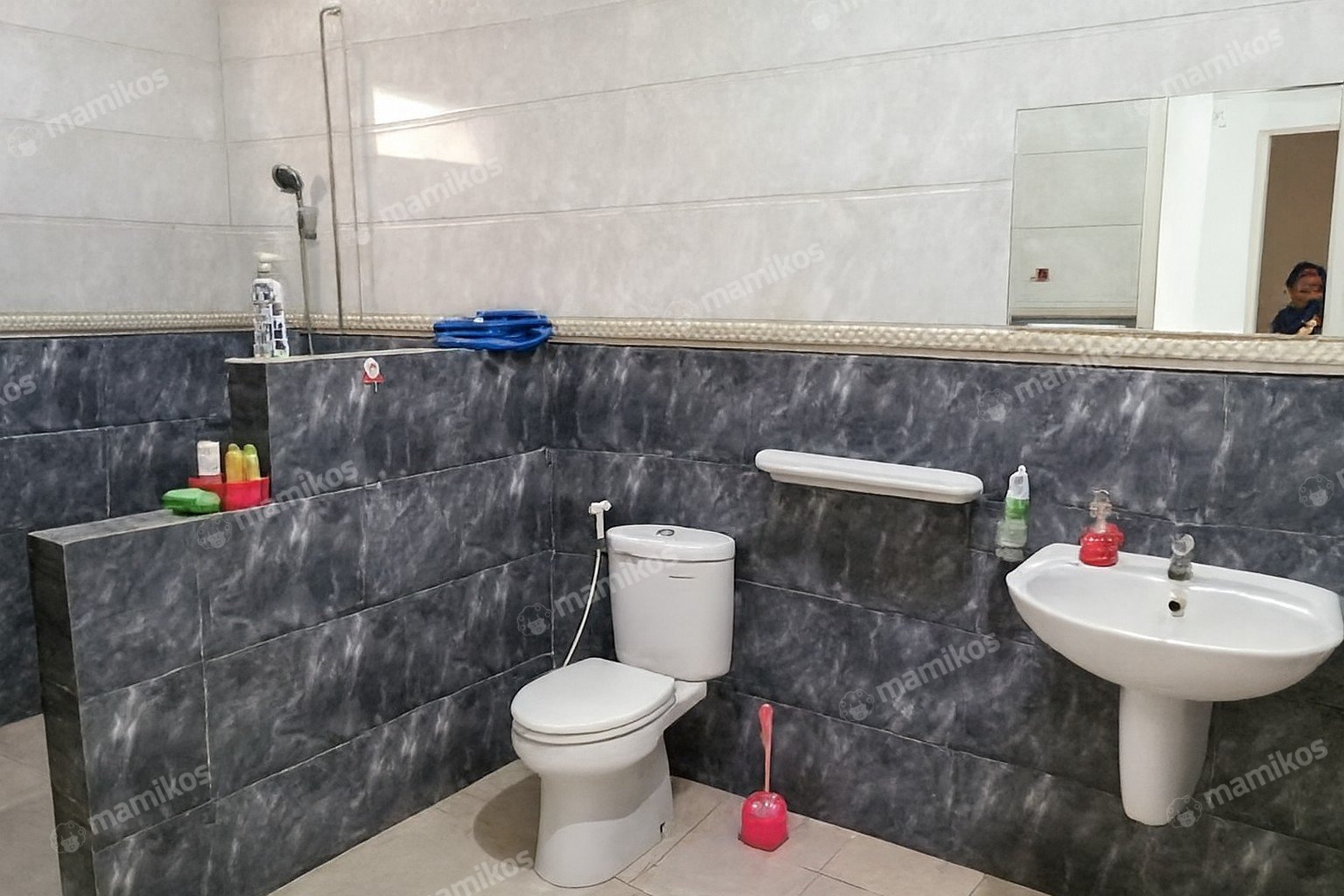 Rumah Sertifikat SHM 4 Kamar Tidur 2 Kamar Mandi Kelapa Gading Jakarta Utara - Photo 5