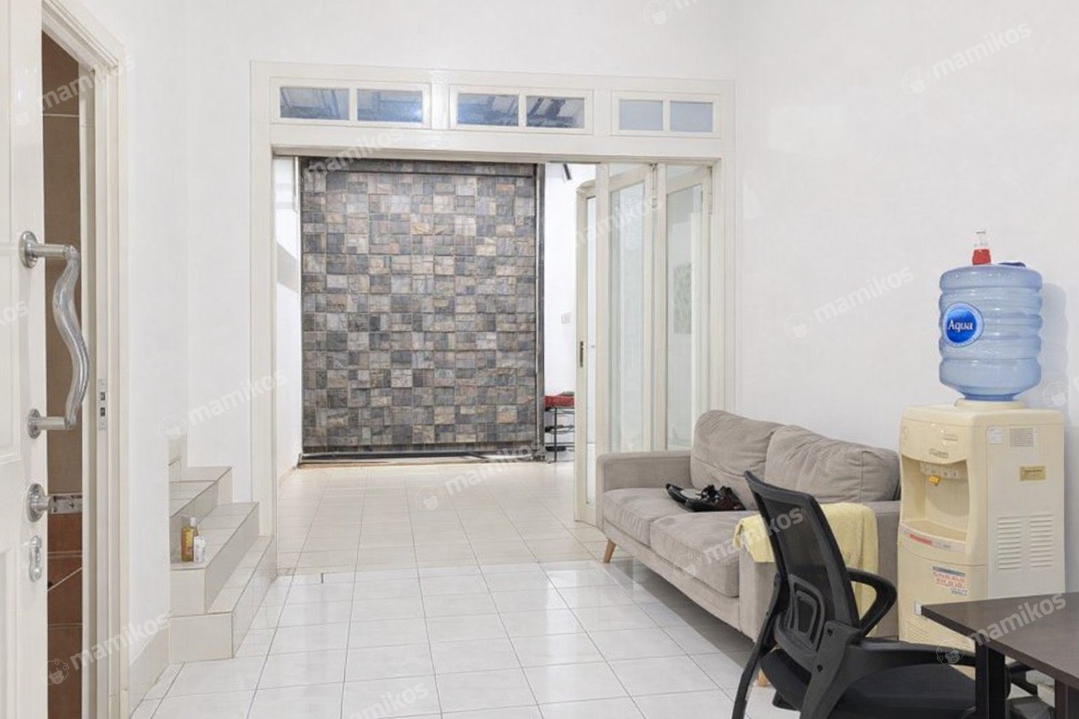 Rumah Sertifikat SHM 2 Kamar Tidur 2 Kamar Mandi Citra Grand Jakarta Timur