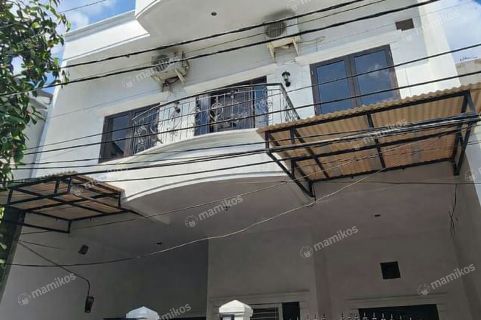 Rumah Sertifikat SHM 3 Kamar Tidur 2 Kamar Mandi Sunter Jakarta Utara