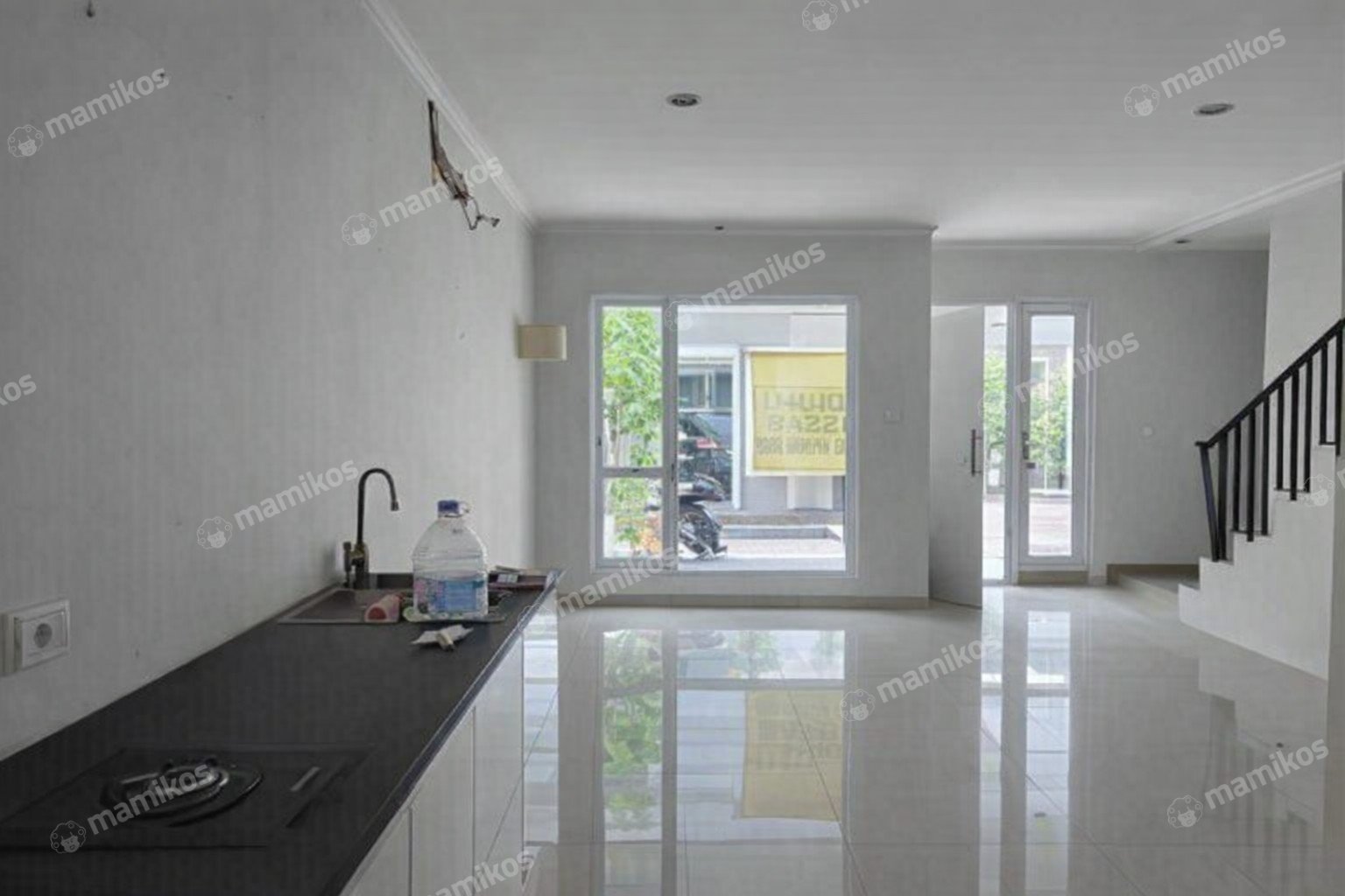 Rumah Sertifikat PPJB 4 Kamar Tidur 4 Kamar Mandi Cakung Jakarta Timur