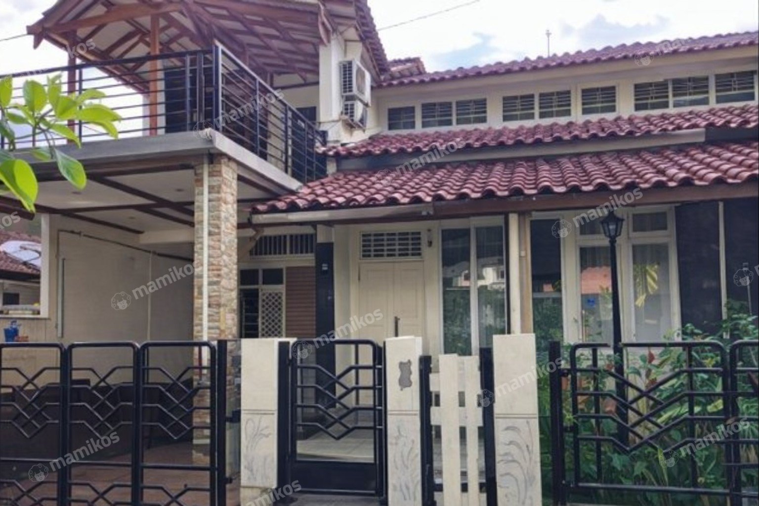 Rumah Sertifikat SHM 5 Kamar Tidur 3 Kamar Mandi Pondok Kelapa Jakarta Timur
