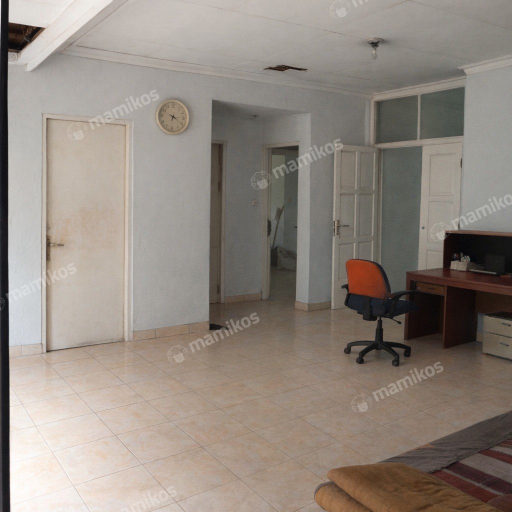 Rumah Sertifikat SHM 4 Kamar Tidur 3 Kamar Mandi Menteng Dalam Jakarta Selatan - Photo 3
