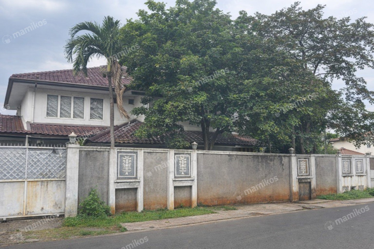 Rumah Sertifikat SHM 5 Kamar Tidur 4 Kamar Mandi Cipete Jakarta Selatan - Photo 2