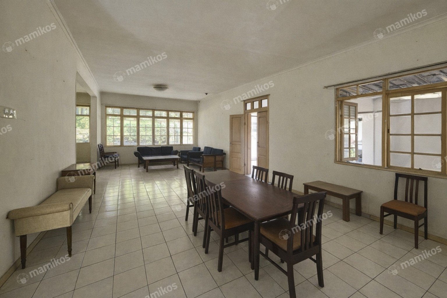 Rumah Sertifikat SHM 8 Kamar Tidur 6 Kamar Mandi Pulo Gadung Jakarta Timur