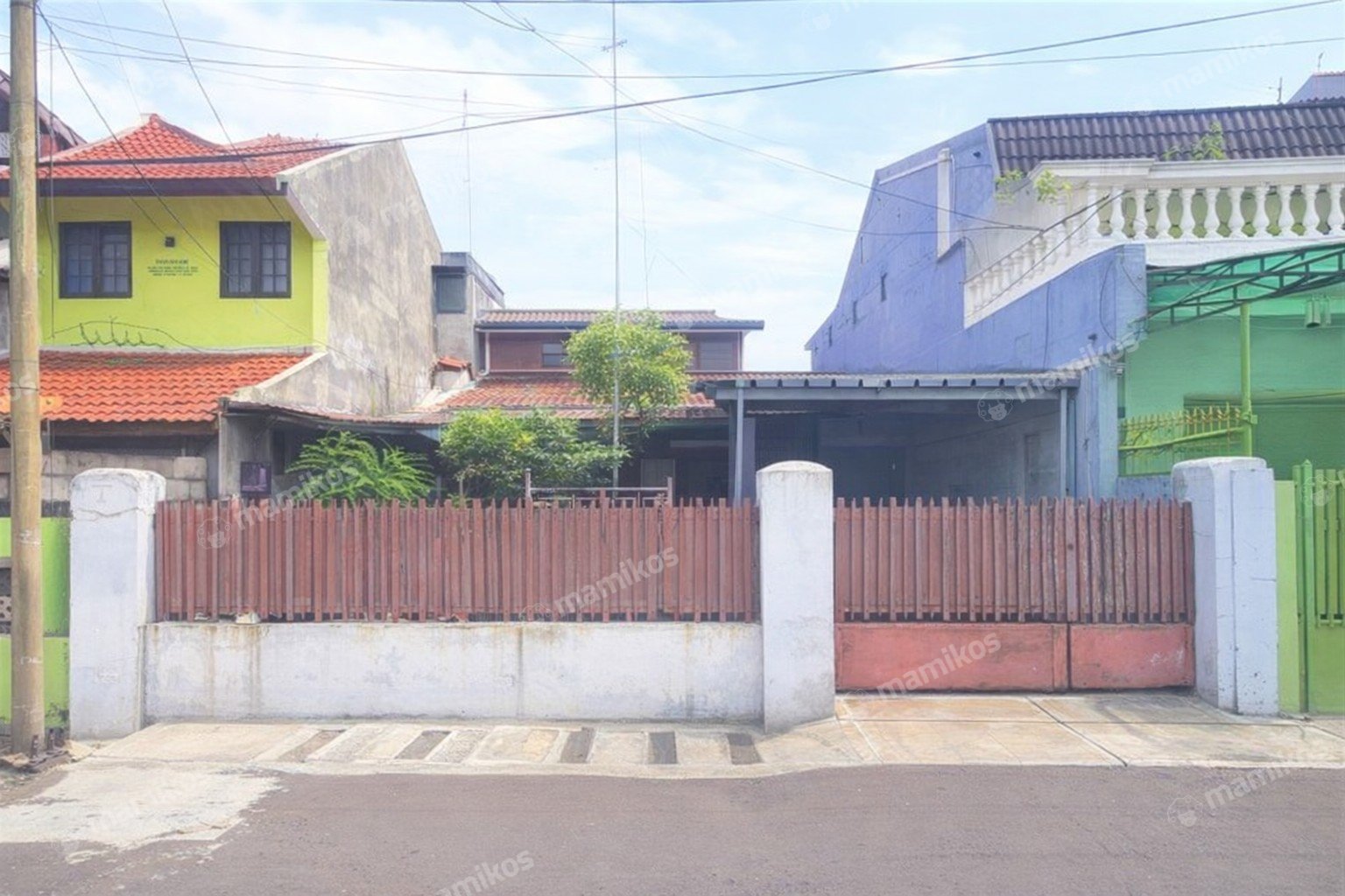 Rumah Sertifikat SHM 4 Kamar Tidur 2 Kamar Mandi Tomang Jakarta Barat