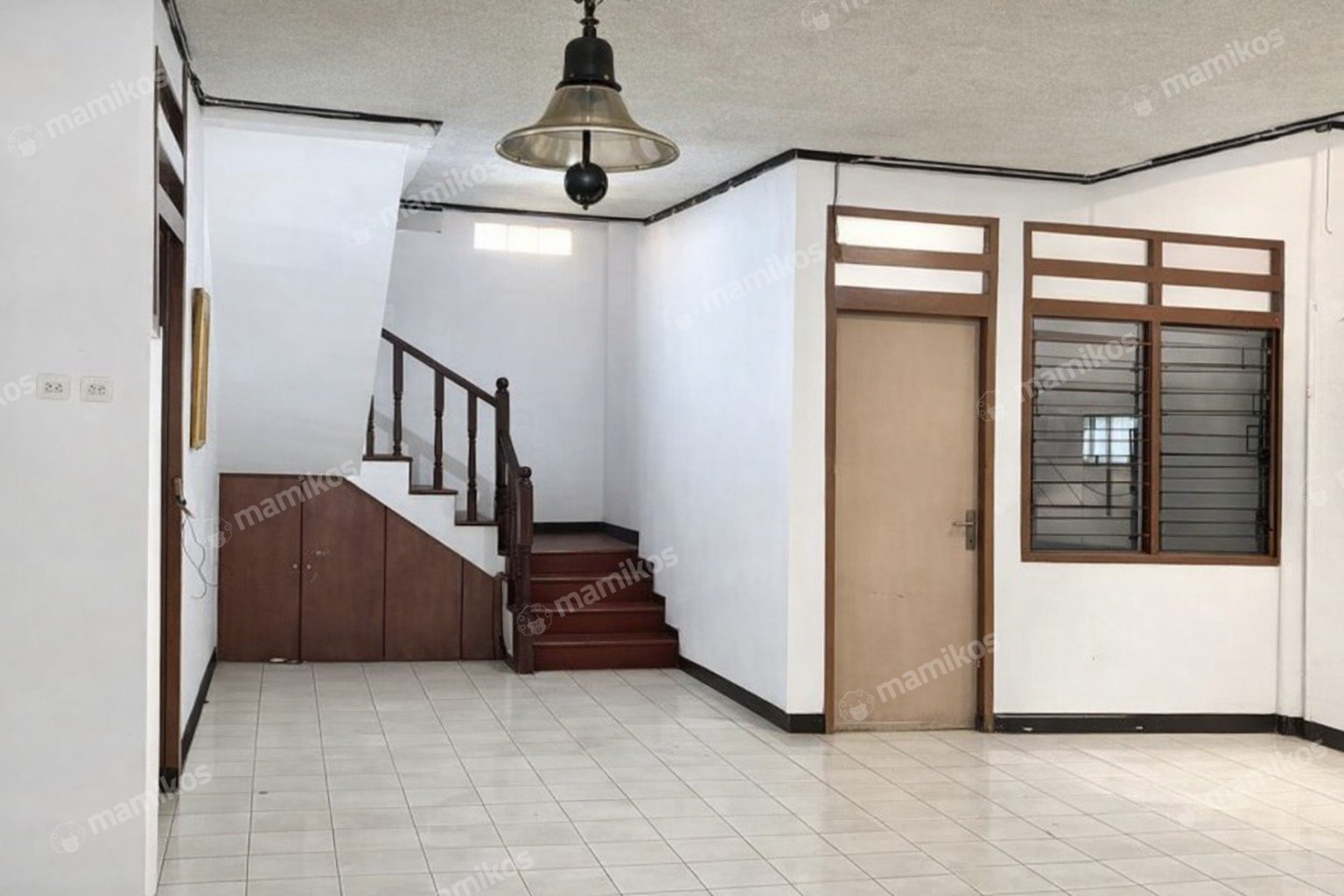 Rumah Sertifikat SHM 6 Kamar Tidur 2 Kamar Mandi Pondok Kelapa Jakarta Timur