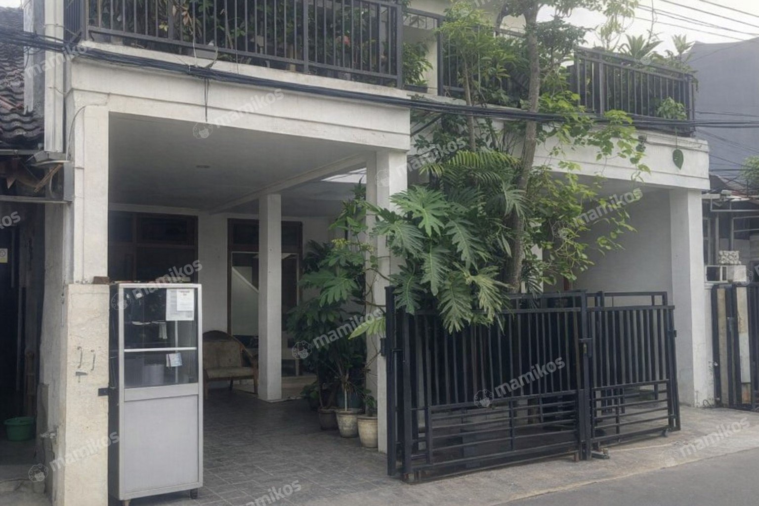 Rumah Sertifikat SHM 6 Kamar Tidur 4 Kamar Mandi Cipinang Jakarta Timur
