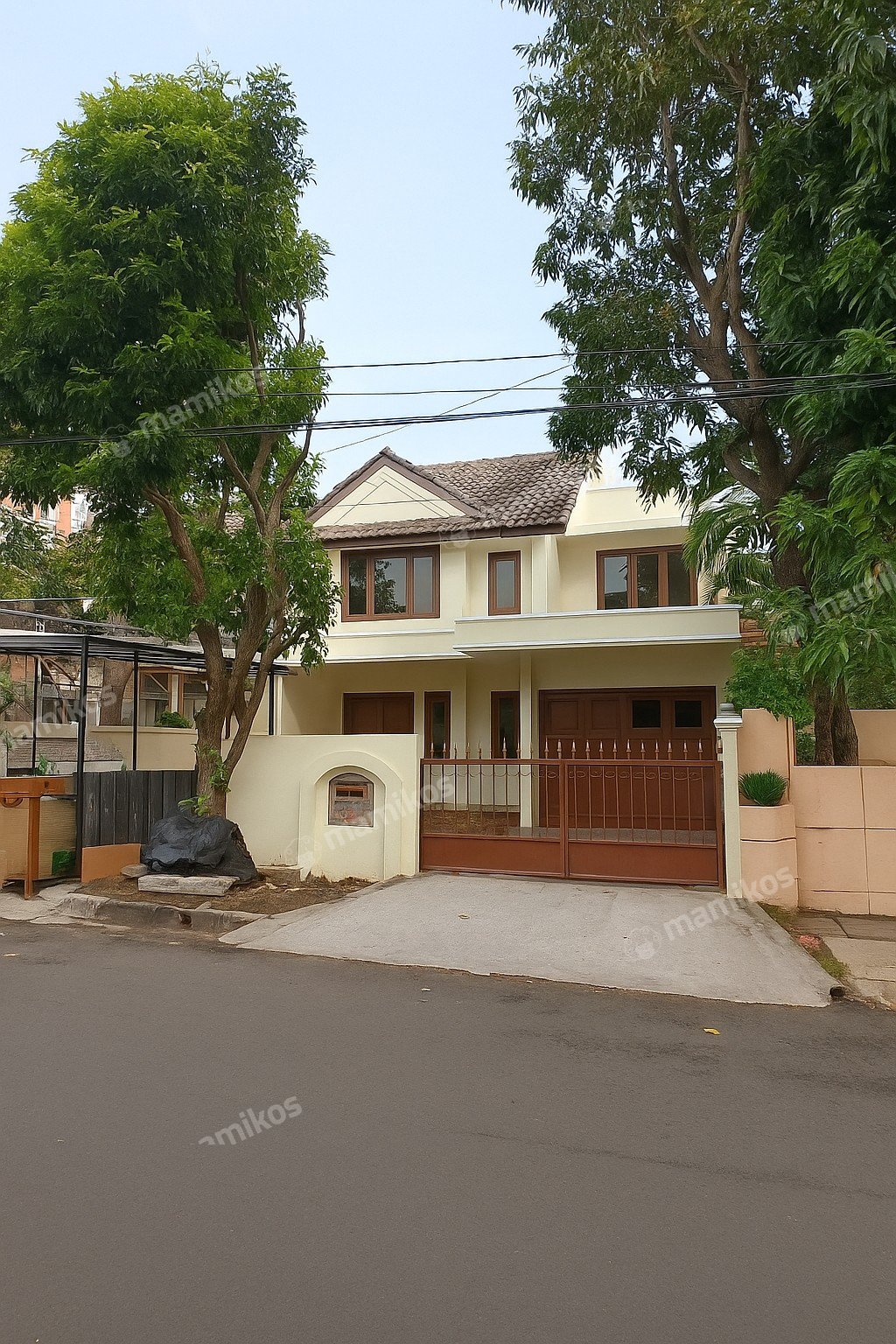Rumah 1 Kamar Tidur 1 Kamar Mandi 2 Lantai Kelapa Gading Jakarta Utara - Photo 2