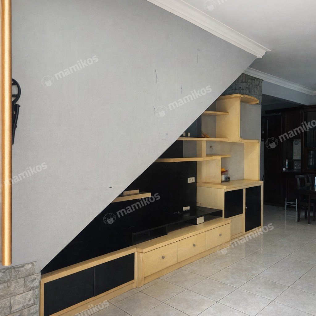 Rumah 2 Kamar Tidur 1 Kamar Mandi 1 Lantai Taman Palem Jakarta Barat - Photo 2