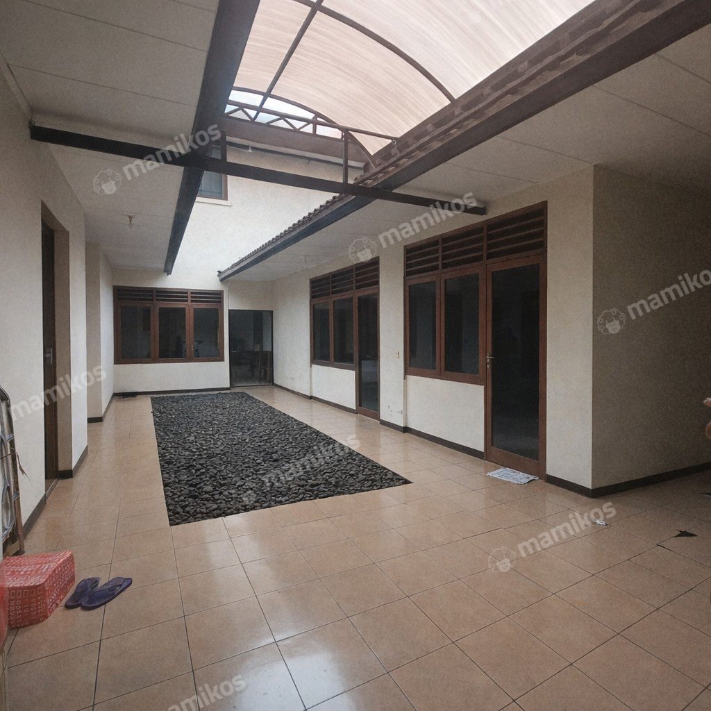Rumah Sertifikat HGB 5 Kamar Tidur 4 Kamar Mandi Pulo Gadung Jakarta Timur - Photo 5