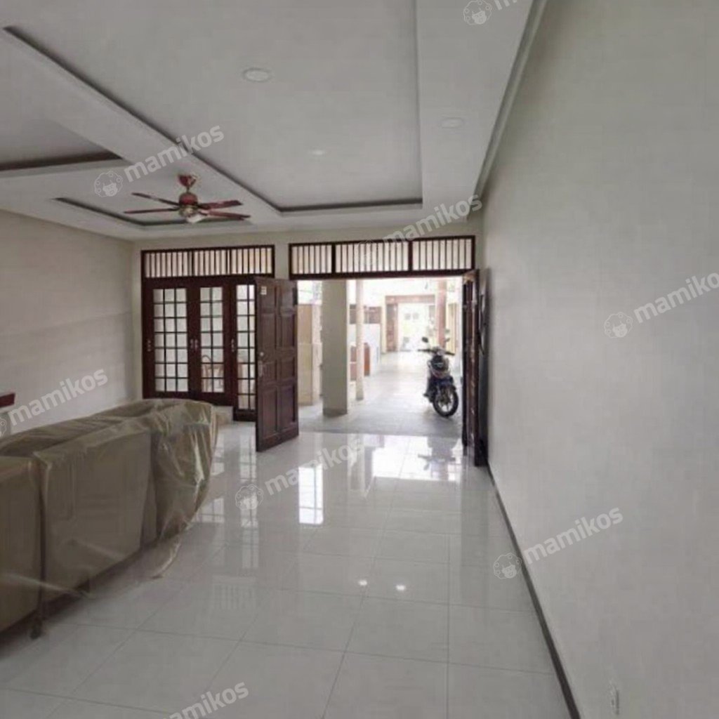 Rumah Sertifikat SHM 6 Kamar Tidur 4 Kamar Mandi Duren Sawit Jakarta Timur - Photo 2