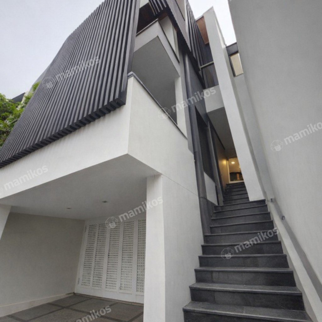 Rumah Sertifikat SHM 3 Kamar Tidur 3 Kamar Mandi Cilandak Jakarta Selatan - Photo 2