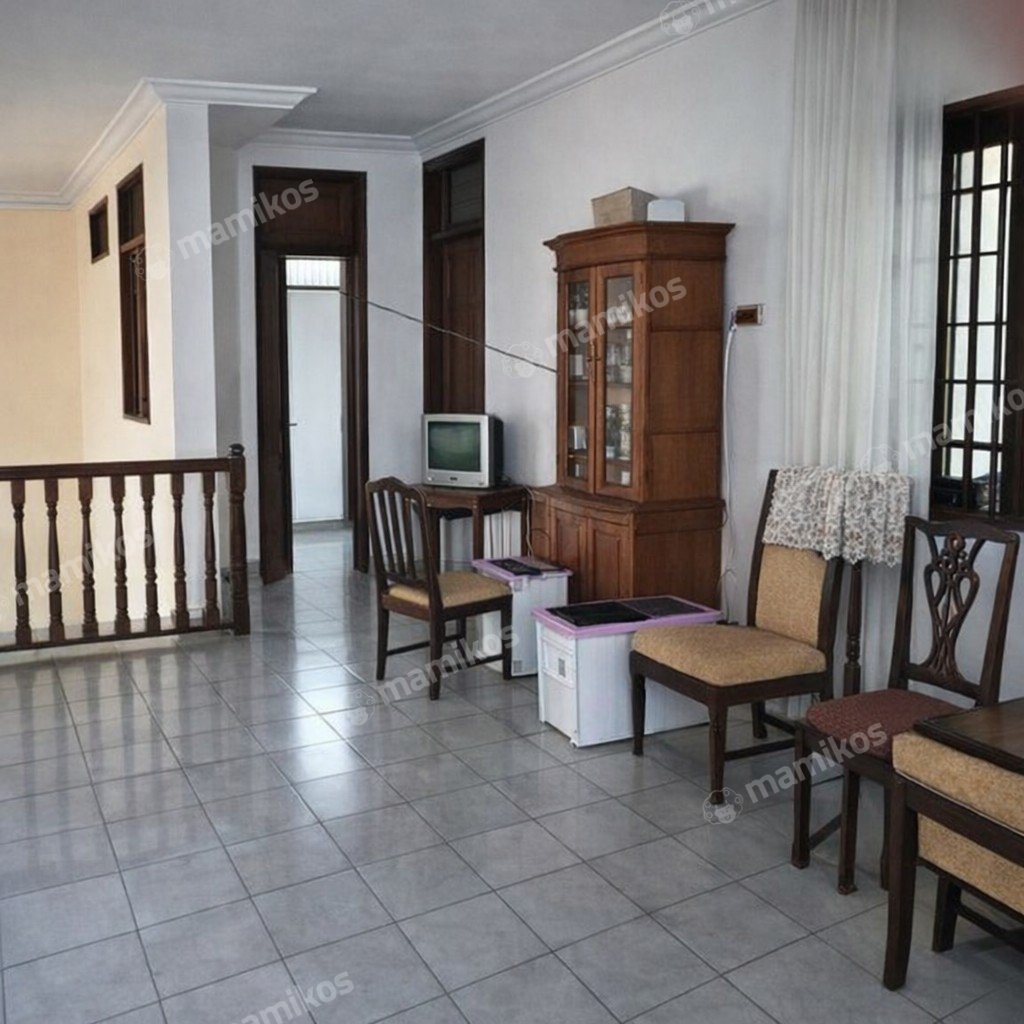 Rumah Sertifikat SHM 4 Kamar Tidur 3 Kamar Mandi Kebayoran Baru Jakarta Selatan - Photo 4