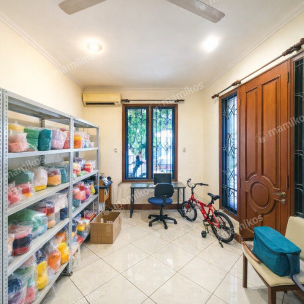 Rumah Sertifikat SHM 3 Kamar Tidur 5 Kamar Mandi Kebon Jeruk Jakarta Barat - Photo 2