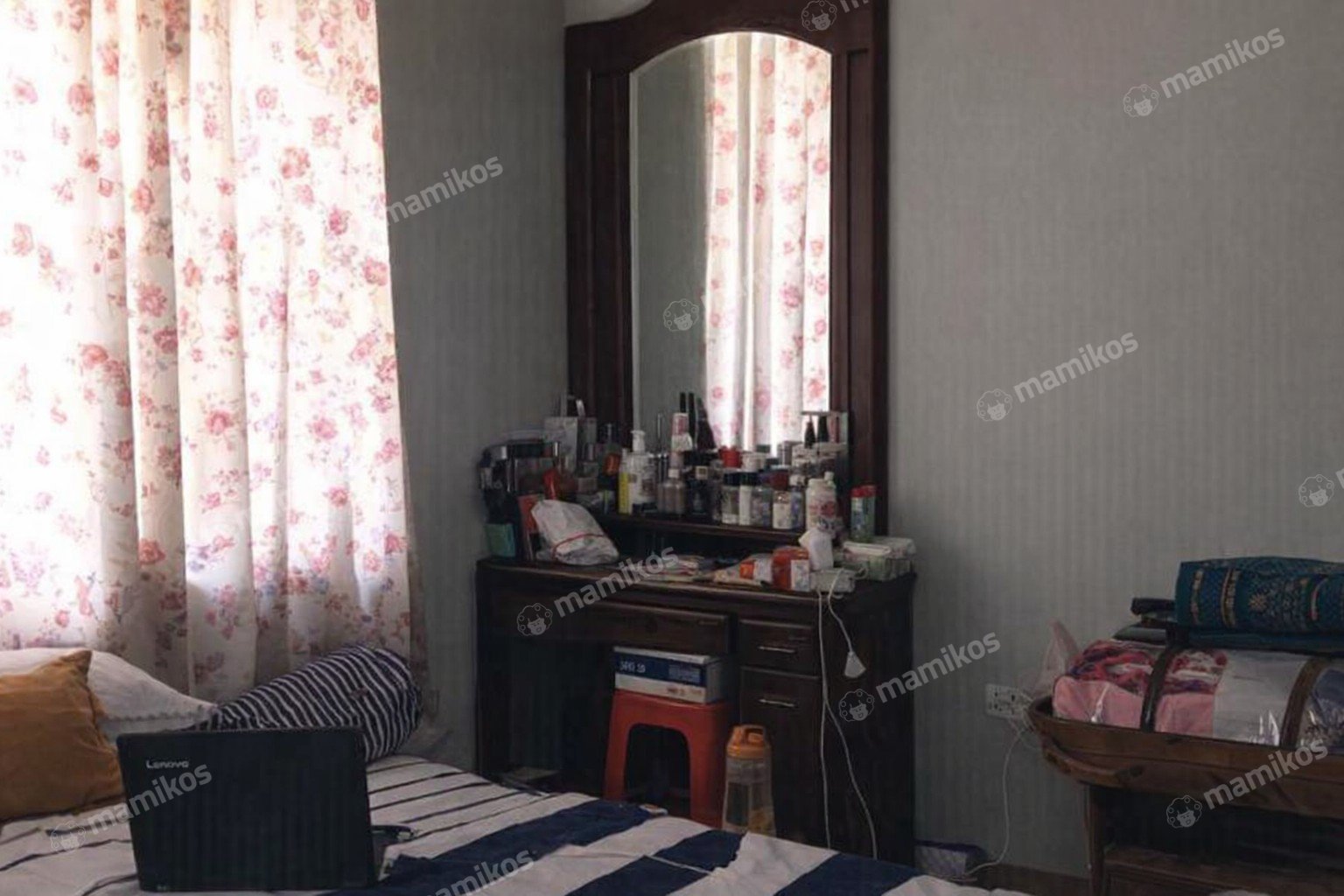 Rumah Sertifikat HGB 3 Kamar Tidur 2 Kamar Mandi Tomang Jakarta Barat