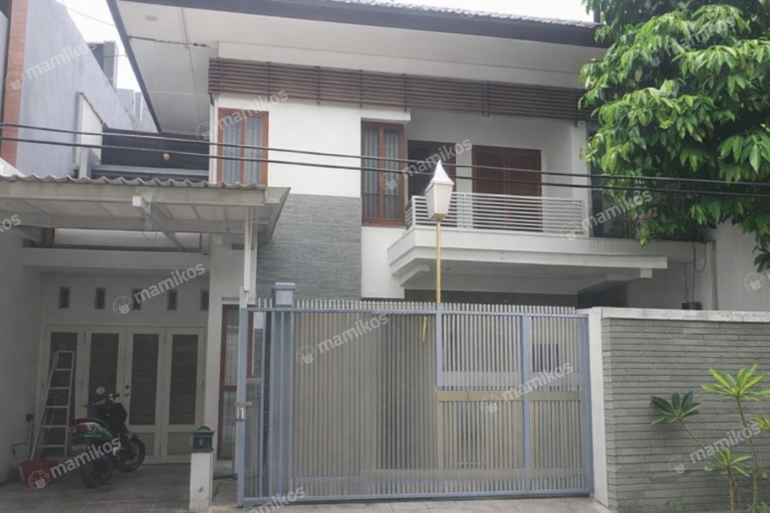 Rumah 4 Kamar Tidur 4 Kamar Mandi Kebayoran Baru Jakarta Selatan