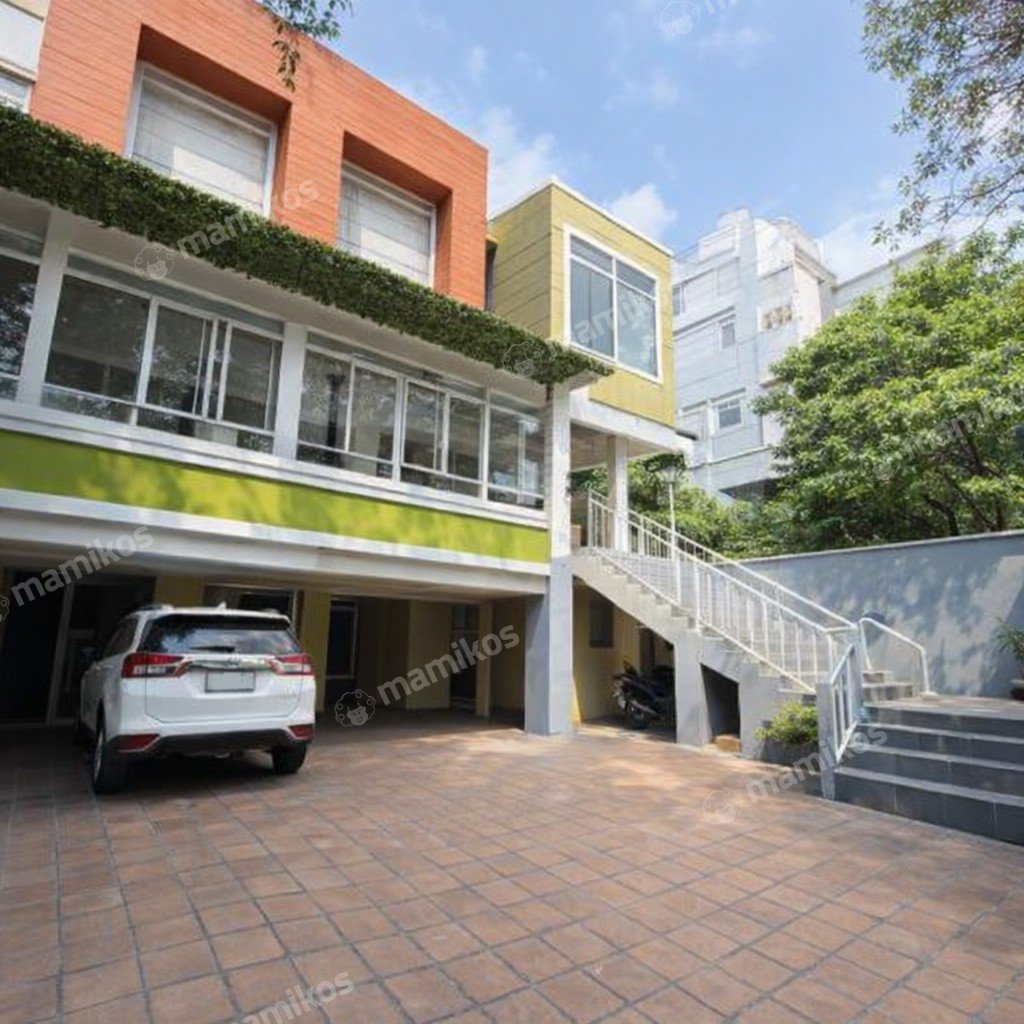 Rumah Sertifikat SHM 5 Kamar Tidur 5 Kamar Mandi Pondok Indah Jakarta Selatan - Photo 3