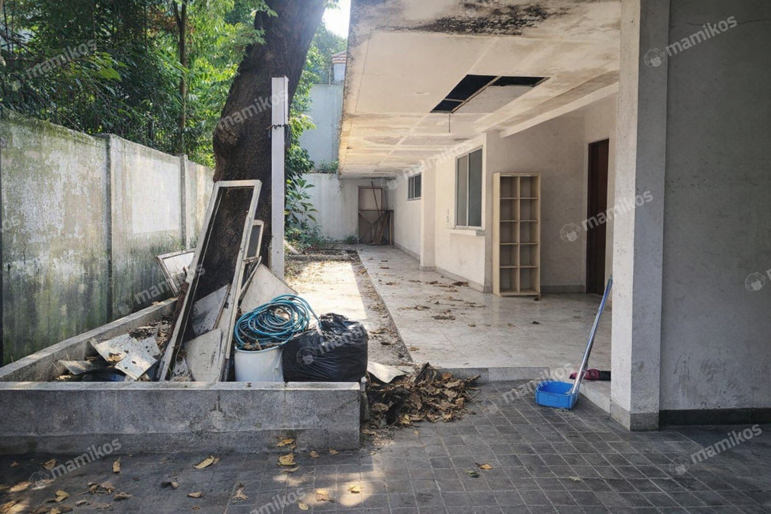 Rumah Sertifikat SHM 4 Kamar Tidur 3 Kamar Mandi Radio Dalam Jakarta Selatan
