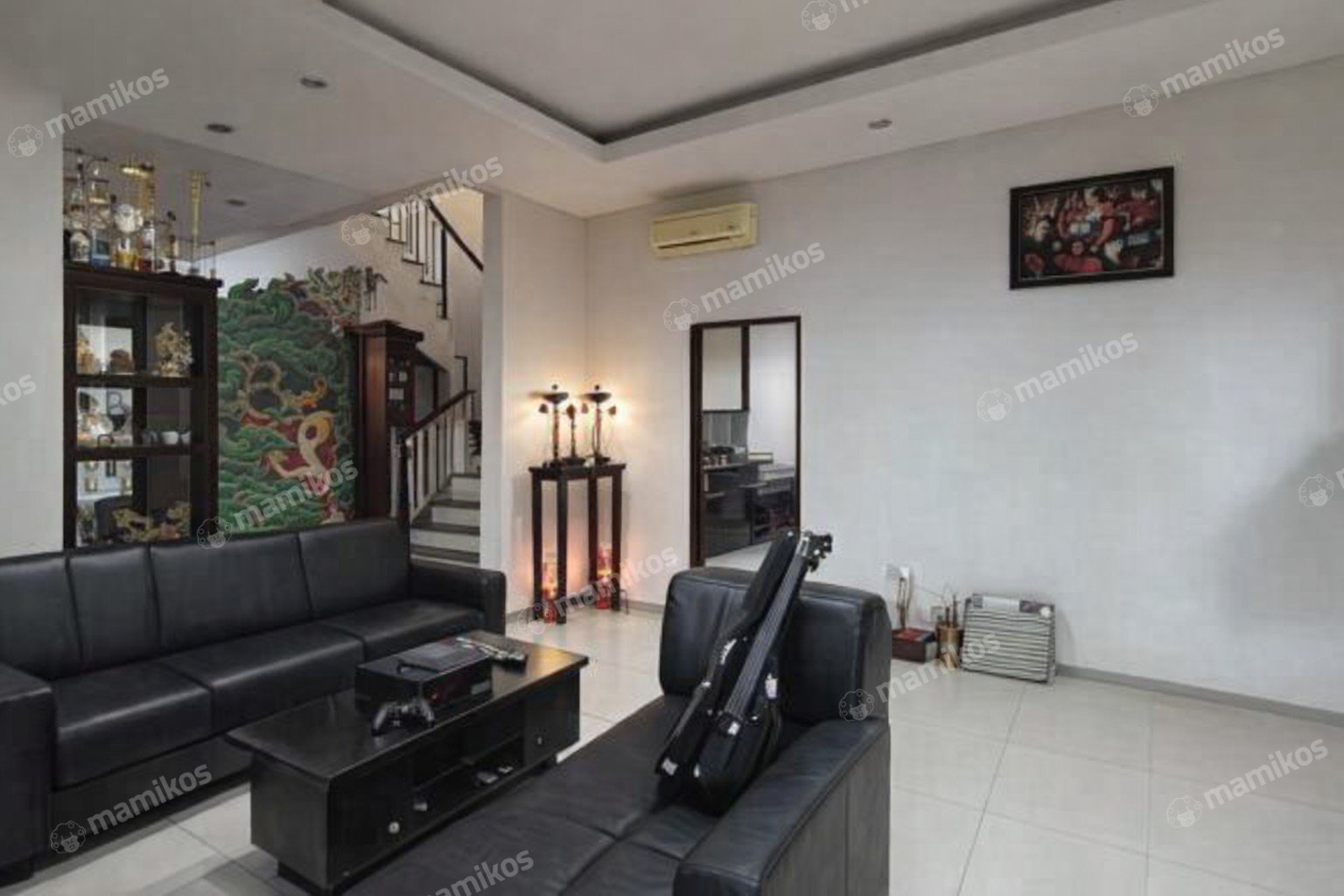 Rumah Sertifikat SHM 4 Kamar Tidur 4 Kamar Mandi Taman Surya Jakarta Barat - Photo 3