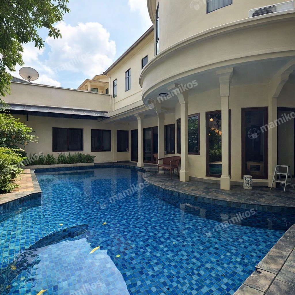 Rumah Sertifikat SHM 7 Kamar Tidur 5 Kamar Mandi Kemang Jakarta Selatan - Photo 2