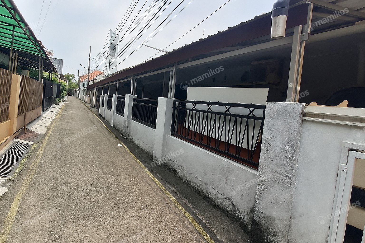 Rumah Sertifikat SHM 4 Kamar Tidur 2 Kamar Mandi Tebet Jakarta Selatan
