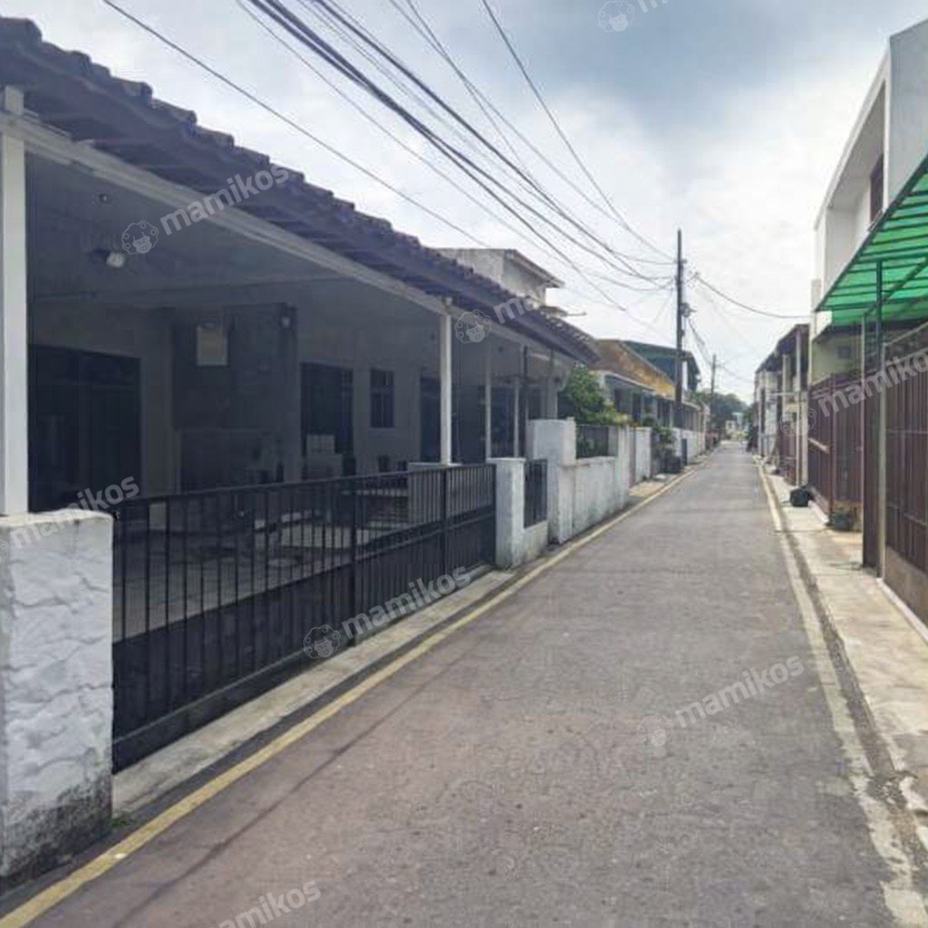 Rumah Sertifikat SHM 4 Kamar Tidur 2 Kamar Mandi Tebet Jakarta Selatan - Photo 2
