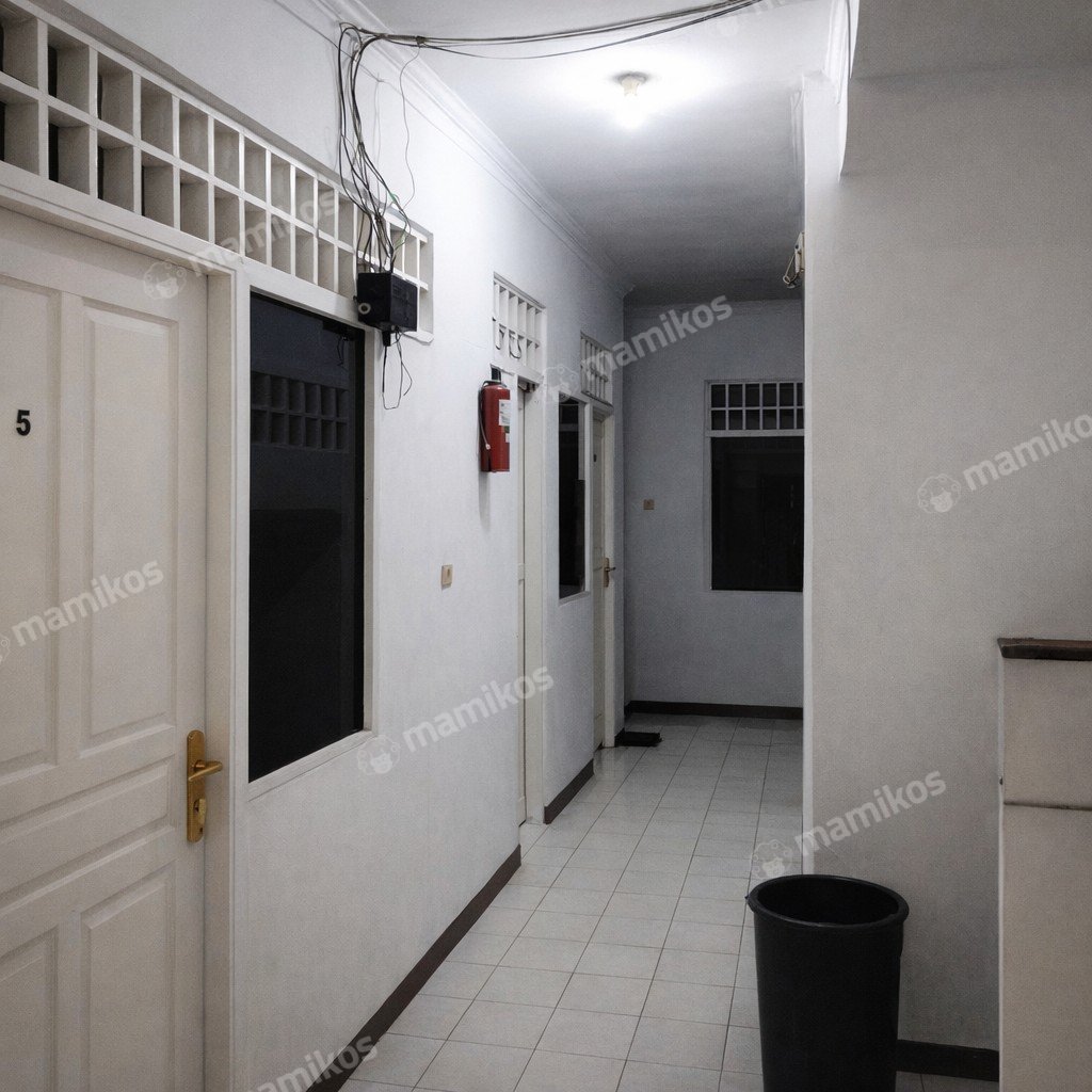 Rumah Sertifikat SHM 35 Kamar Tidur 8 Kamar Mandi Palmerah Jakarta Barat - Photo 2