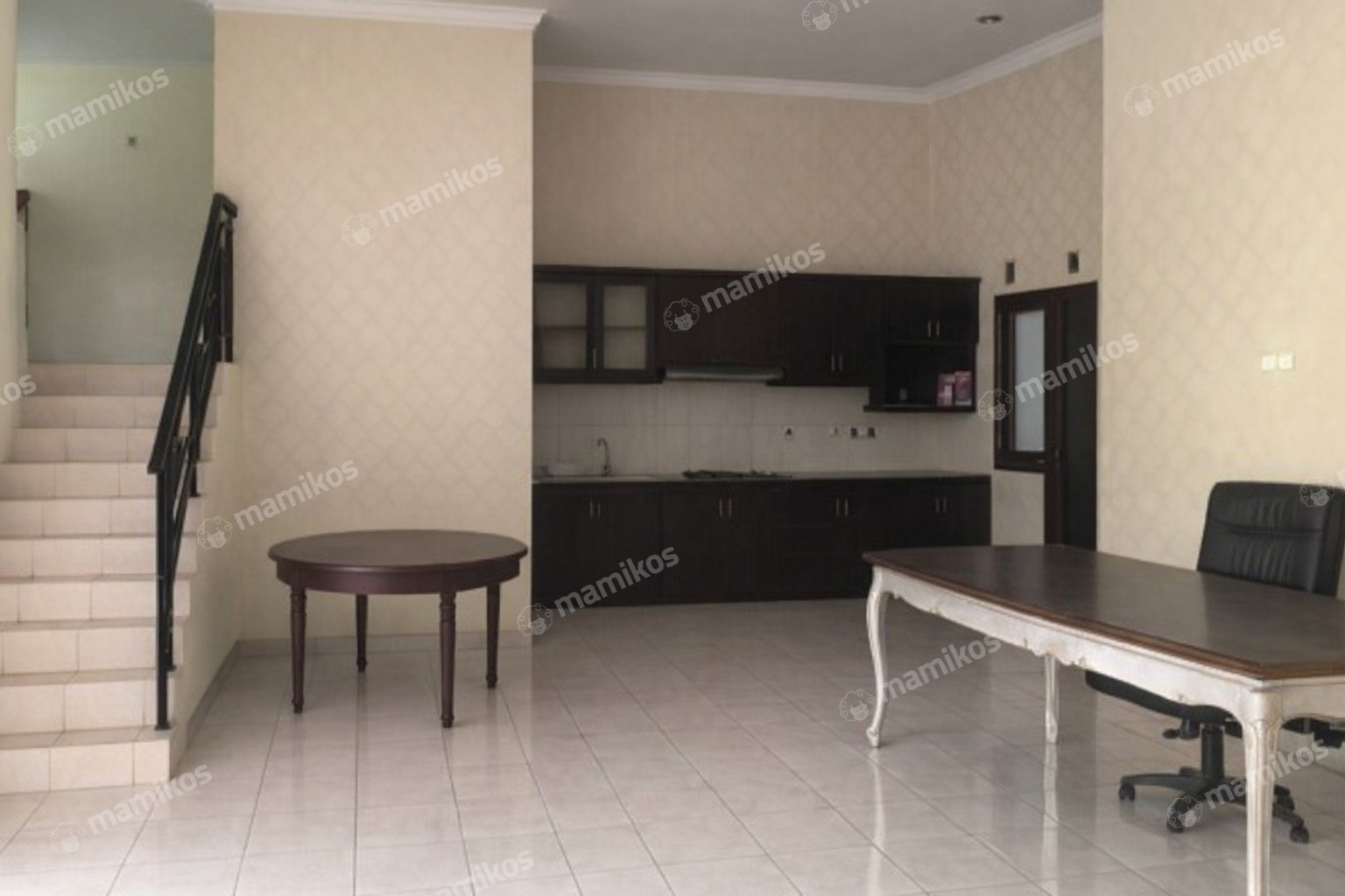 Rumah Sertifikat SHM 4 Kamar Tidur 4 Kamar Mandi Pondok Indah Jakarta Selatan - Photo 5