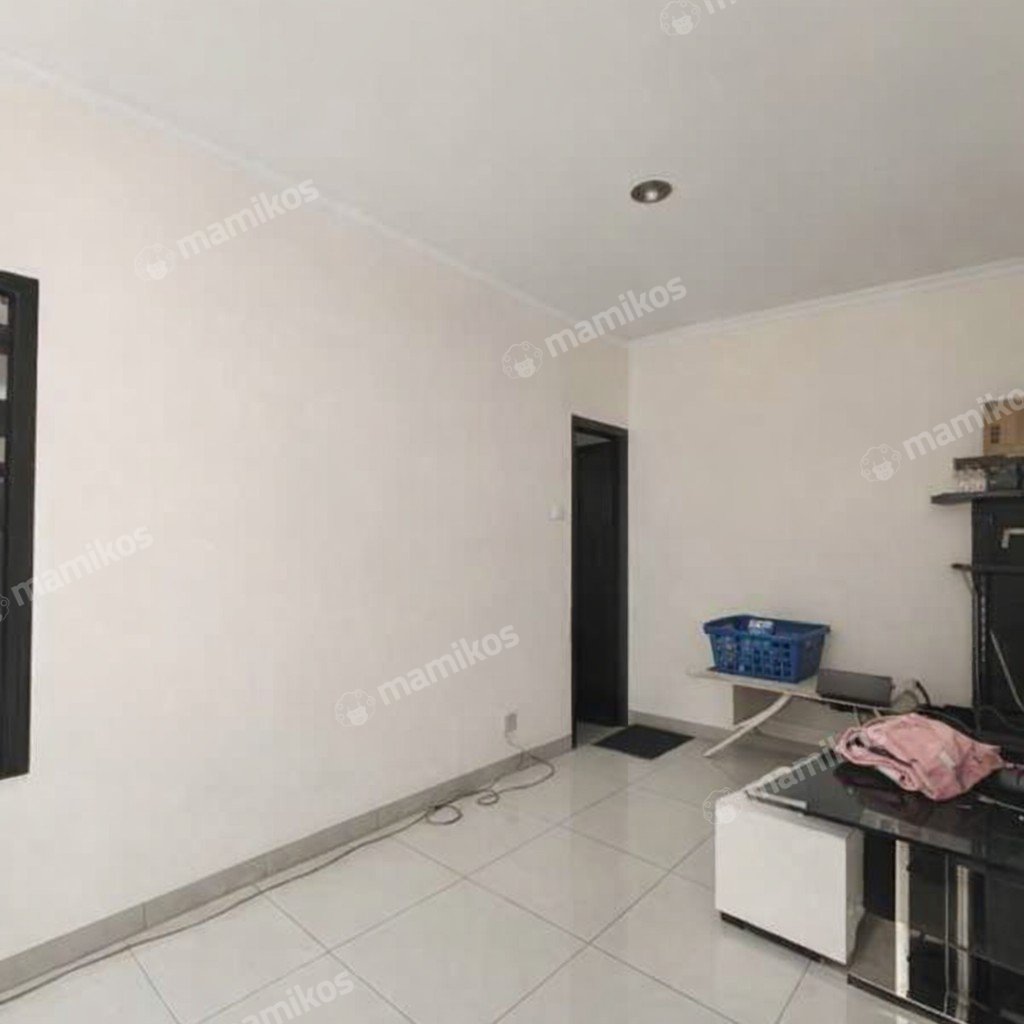 Rumah Sertifikat SHM 6 Kamar Tidur 3 Kamar Mandi Citra Garden Jakarta Barat - Photo 5