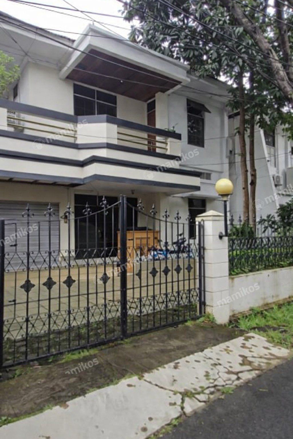Rumah Sertifikat SHM 3 Kamar Tidur 3 Kamar Mandi Sunter Jakarta Utara - Photo 4
