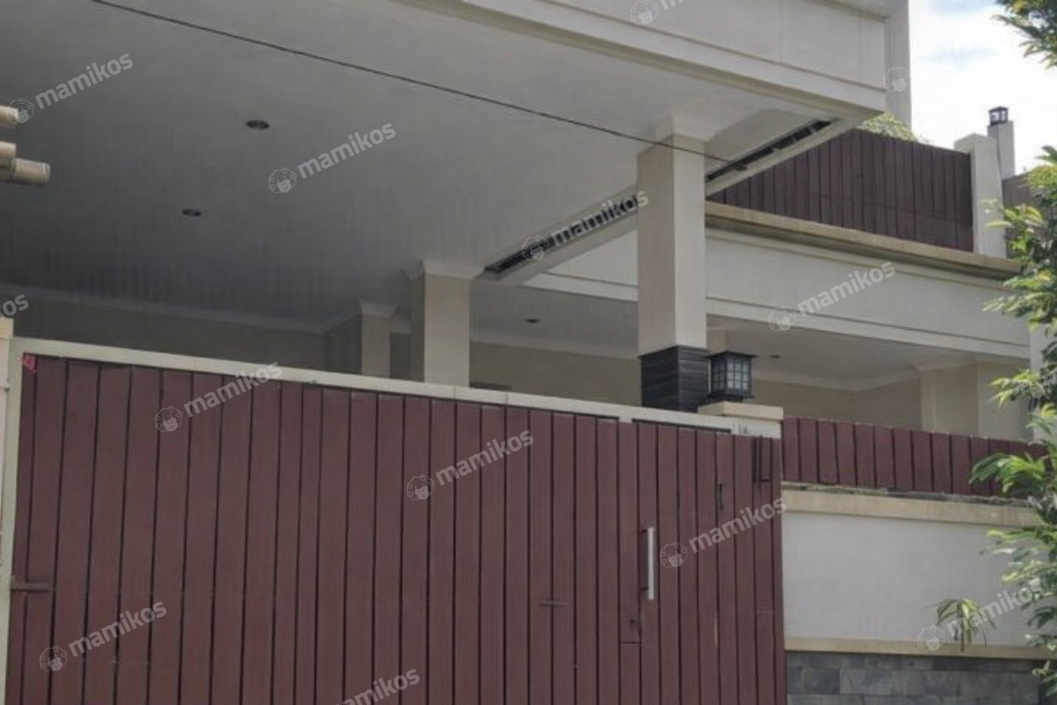 Rumah Sertifikat SHM 4 Kamar Tidur 5 Kamar Mandi Cibubur Jakarta Timur