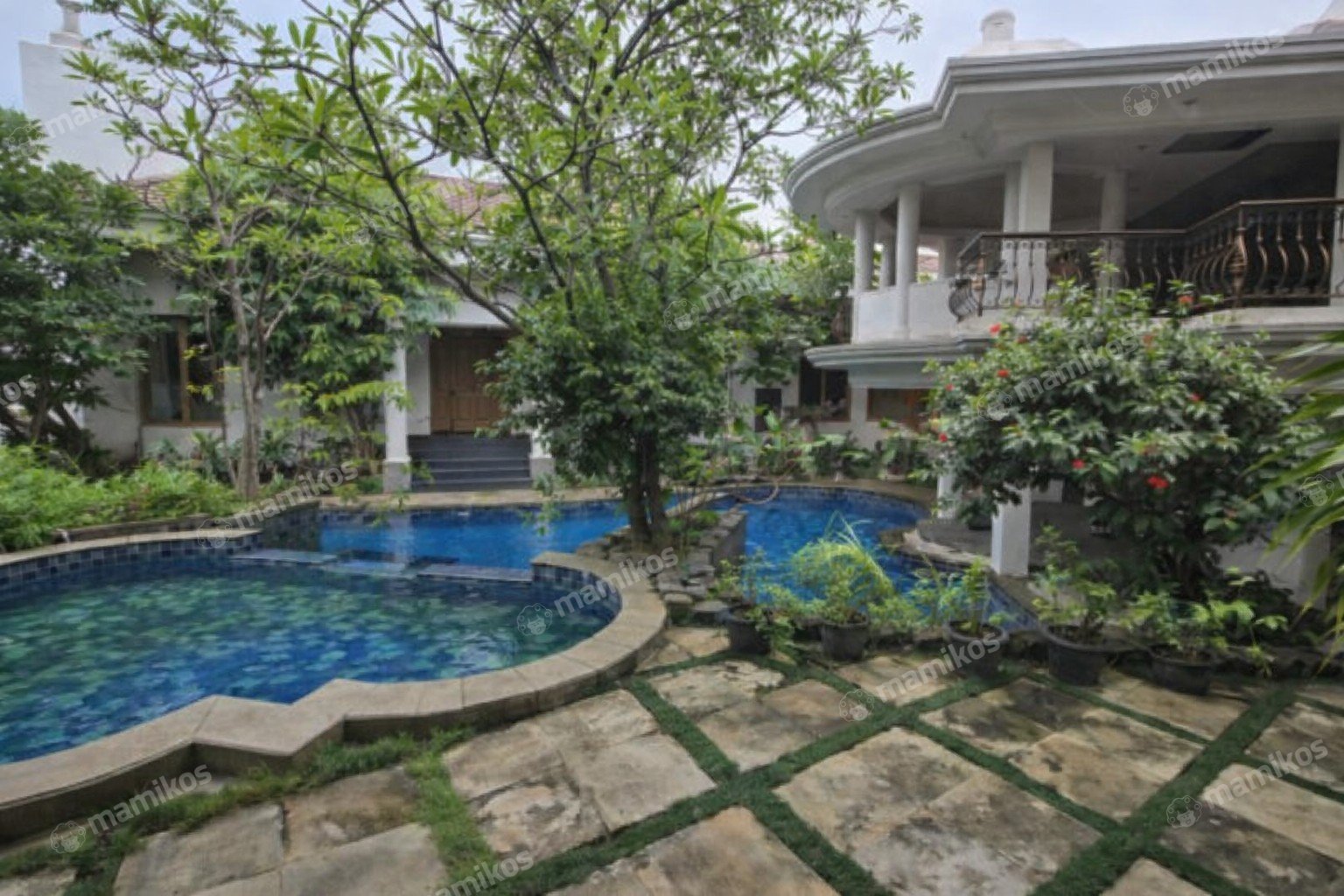 Rumah Sertifikat HGB 4 Kamar Tidur 4 Kamar Mandi Pantai Mutiara Jakarta Utara - Photo 4