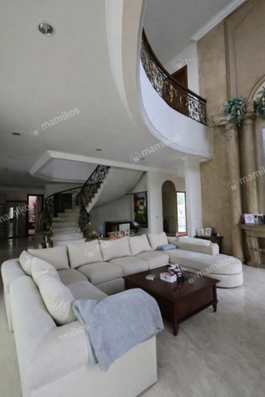 Rumah Sertifikat HGB 4 Kamar Tidur 4 Kamar Mandi Pantai Mutiara Jakarta Utara - Photo 5