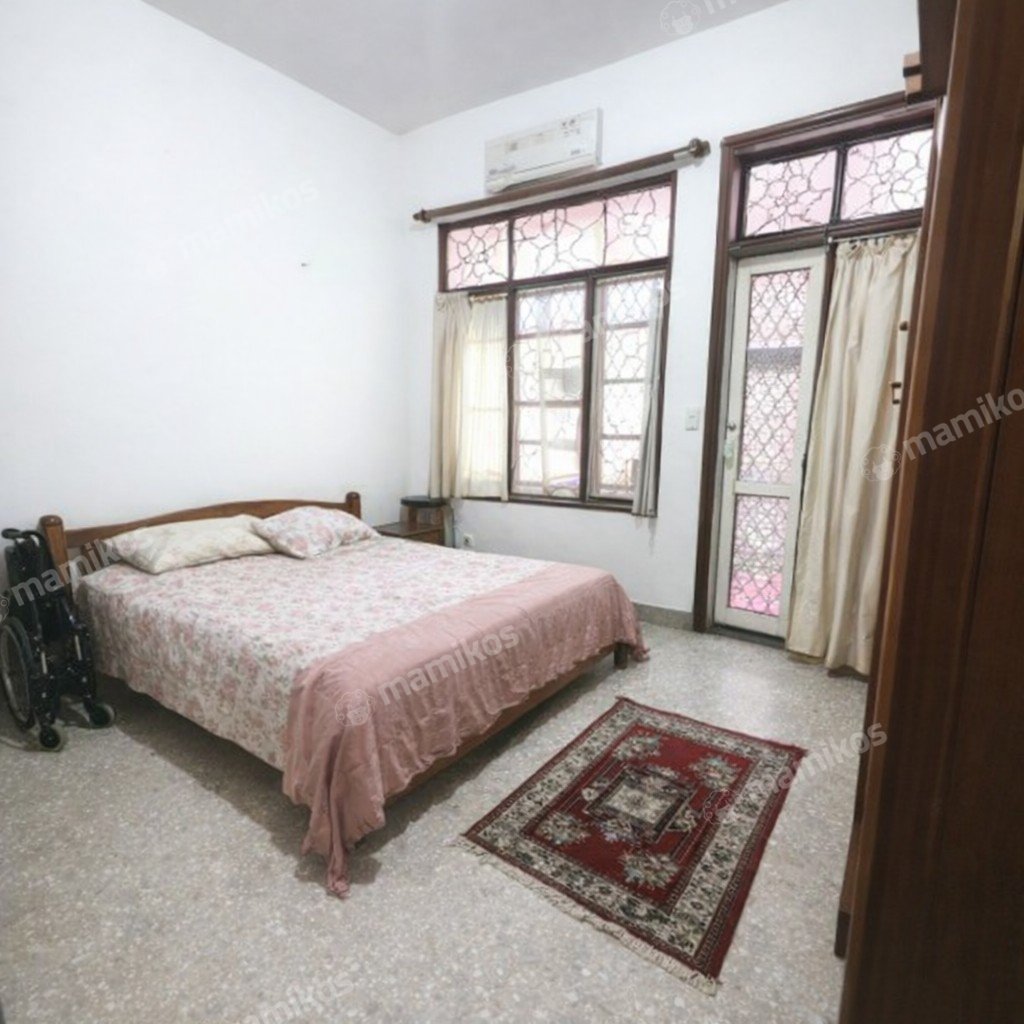 Rumah Sertifikat SHM 4 Kamar Tidur 3 Kamar Mandi Kayu Putih Jakarta Timur - Photo 5