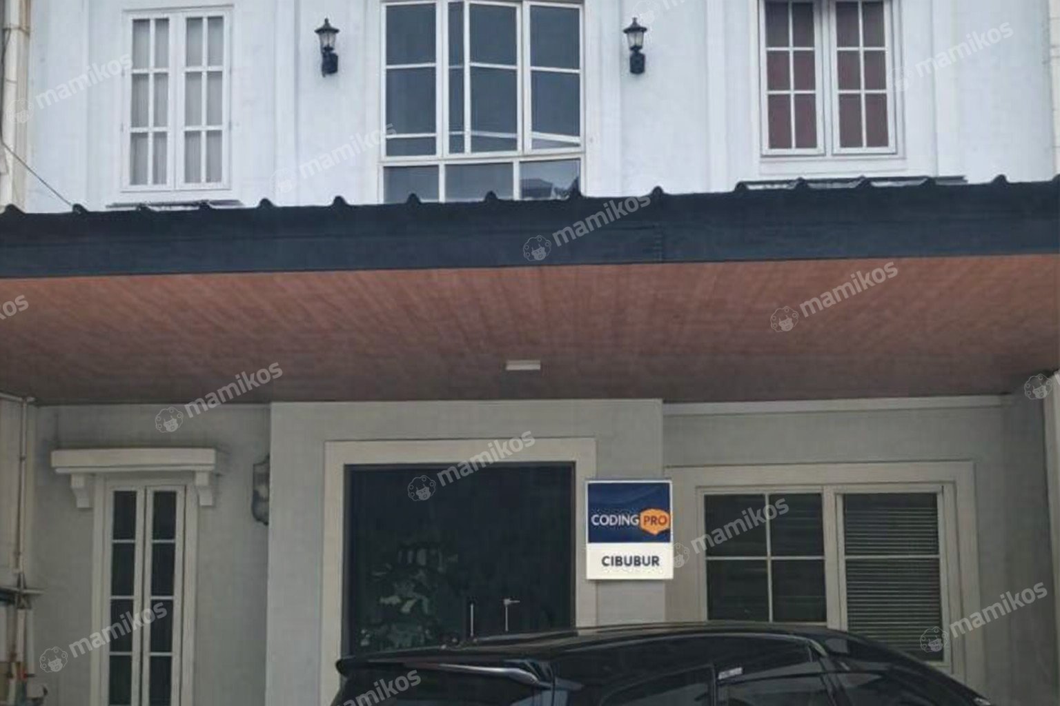 Rumah 3 Kamar Tidur 3 Kamar Mandi 2 Lantai Raffles Hills Jakarta Timur