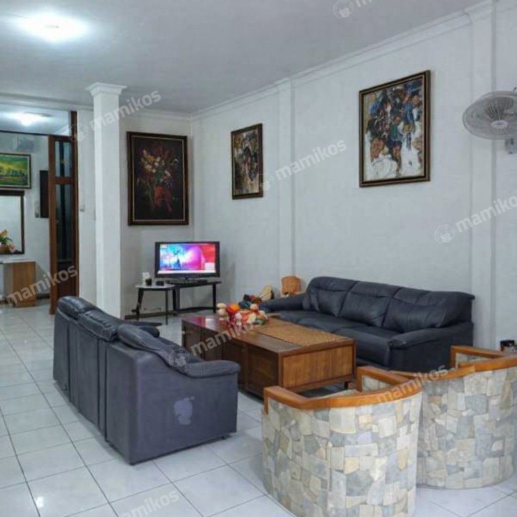 Rumah Sertifikat SHM 7 Kamar Tidur 2 Kamar Mandi Rawamangun Jakarta Timur - Photo 4