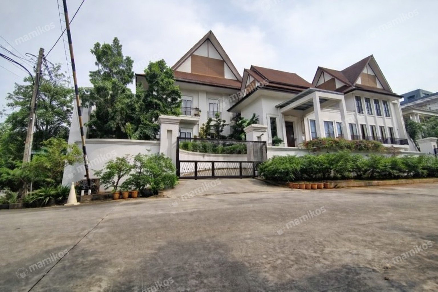 Rumah Sertifikat SHM 9 Kamar Tidur 6 Kamar Mandi Tanjung Priok Jakarta Utara - Photo 2