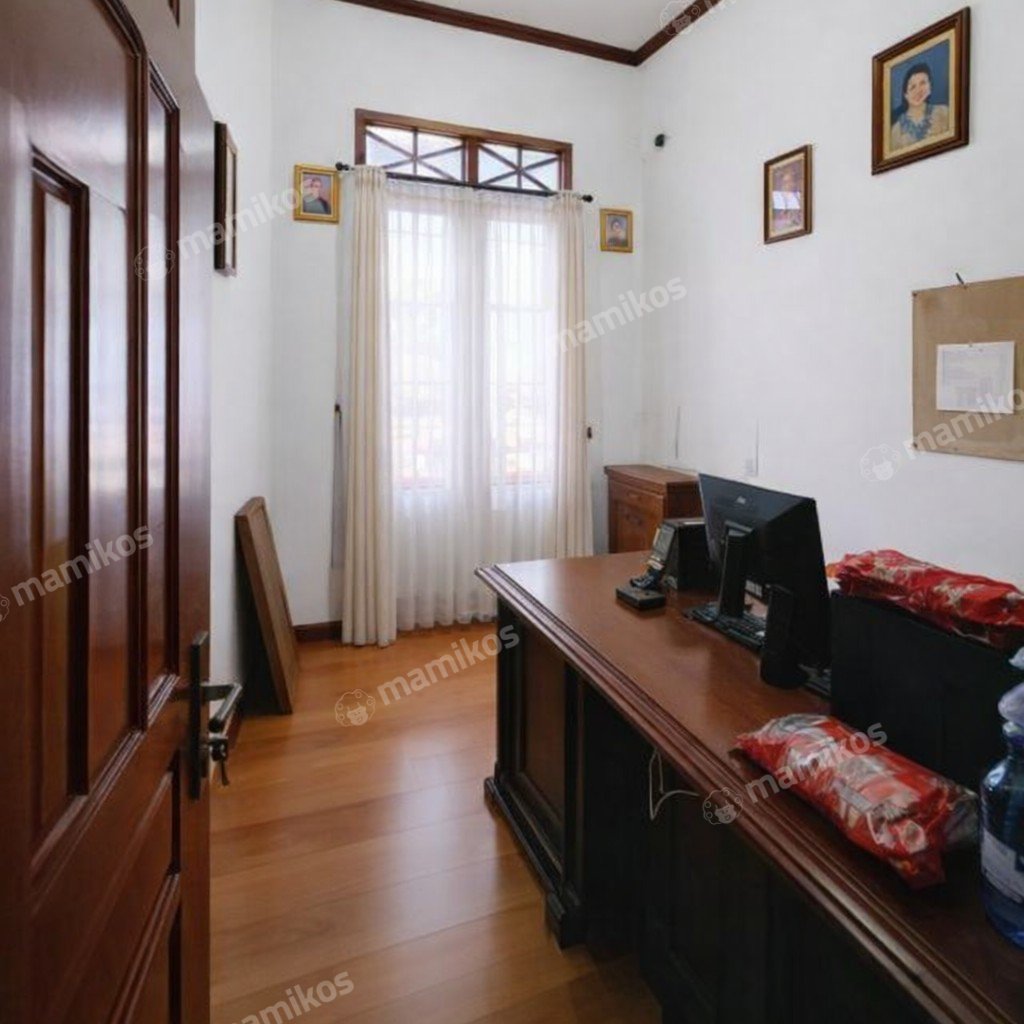 Rumah Sertifikat SHM 7 Kamar Tidur 6 Kamar Mandi Cipete Jakarta Selatan - Photo 4