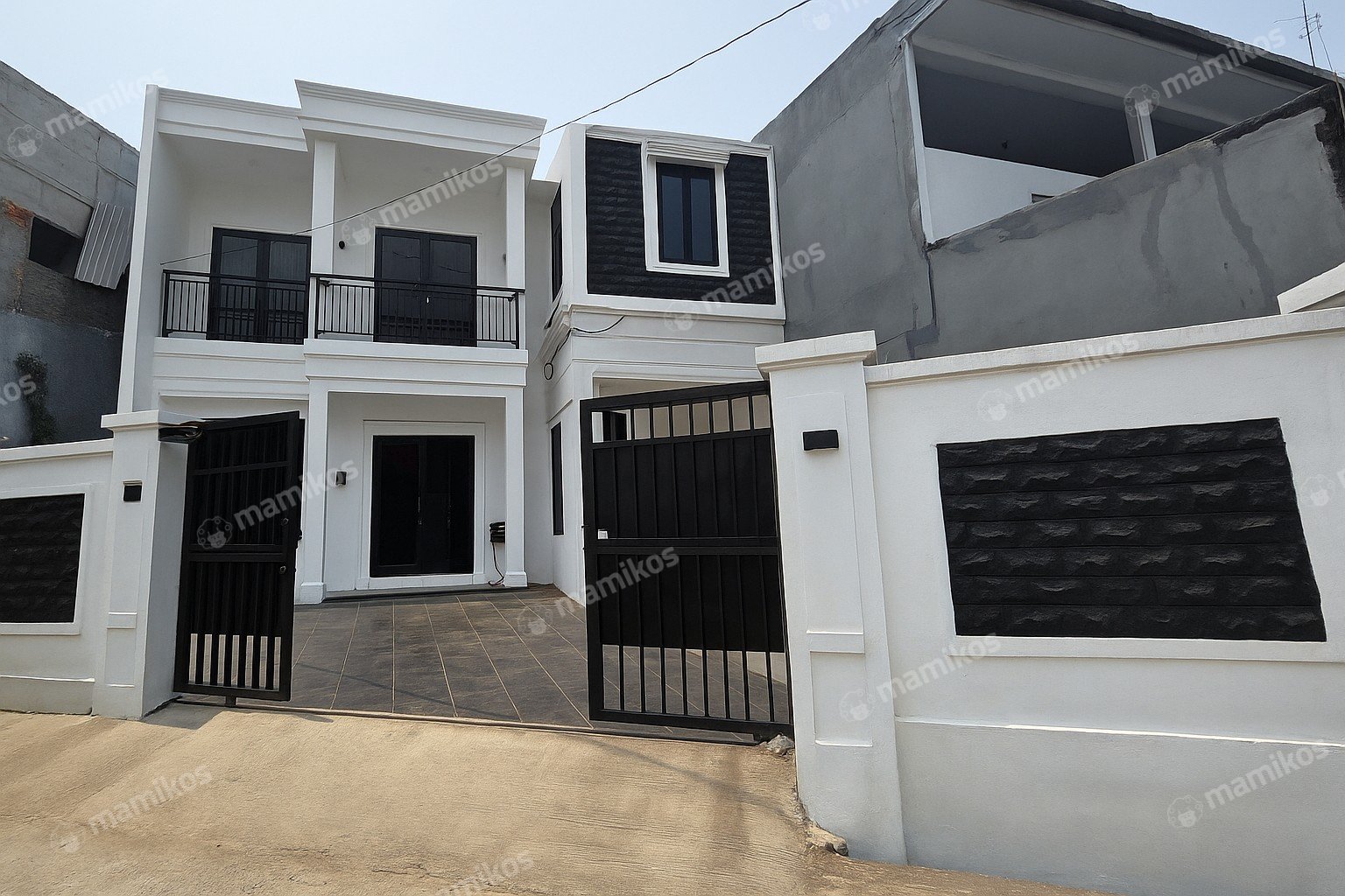 Rumah Sertifikat SHM 3 Kamar Tidur 3 Kamar Mandi Cengkareng Jakarta Barat