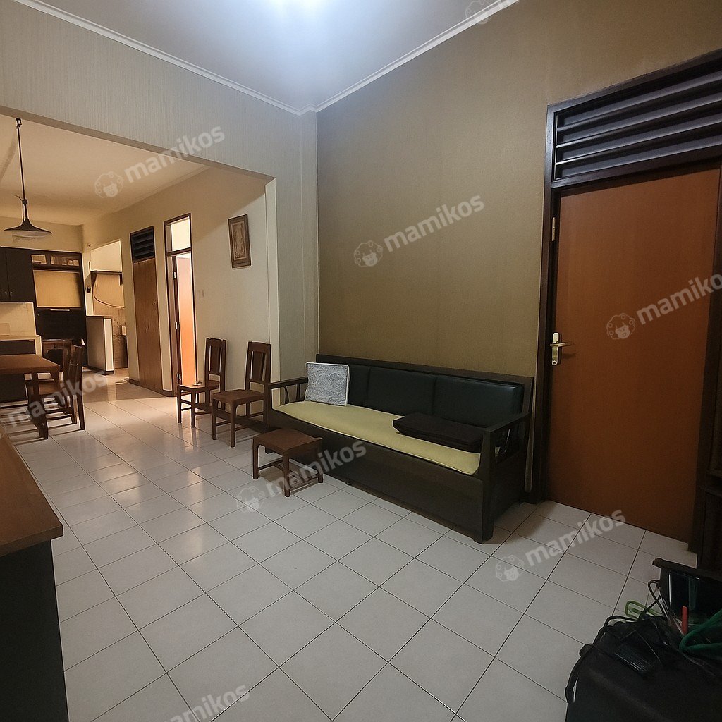 Rumah Sertifikat SHM 7 Kamar Tidur 3 Kamar Mandi Tomang Jakarta Barat - Photo 2