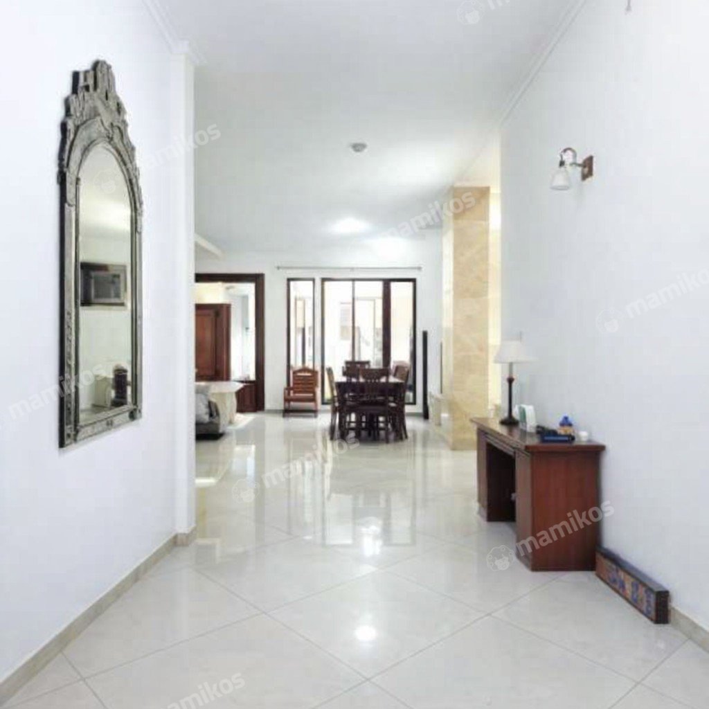Rumah Sertifikat SHM 5 Kamar Tidur 6 Kamar Mandi Cilandak Jakarta Selatan - Photo 3