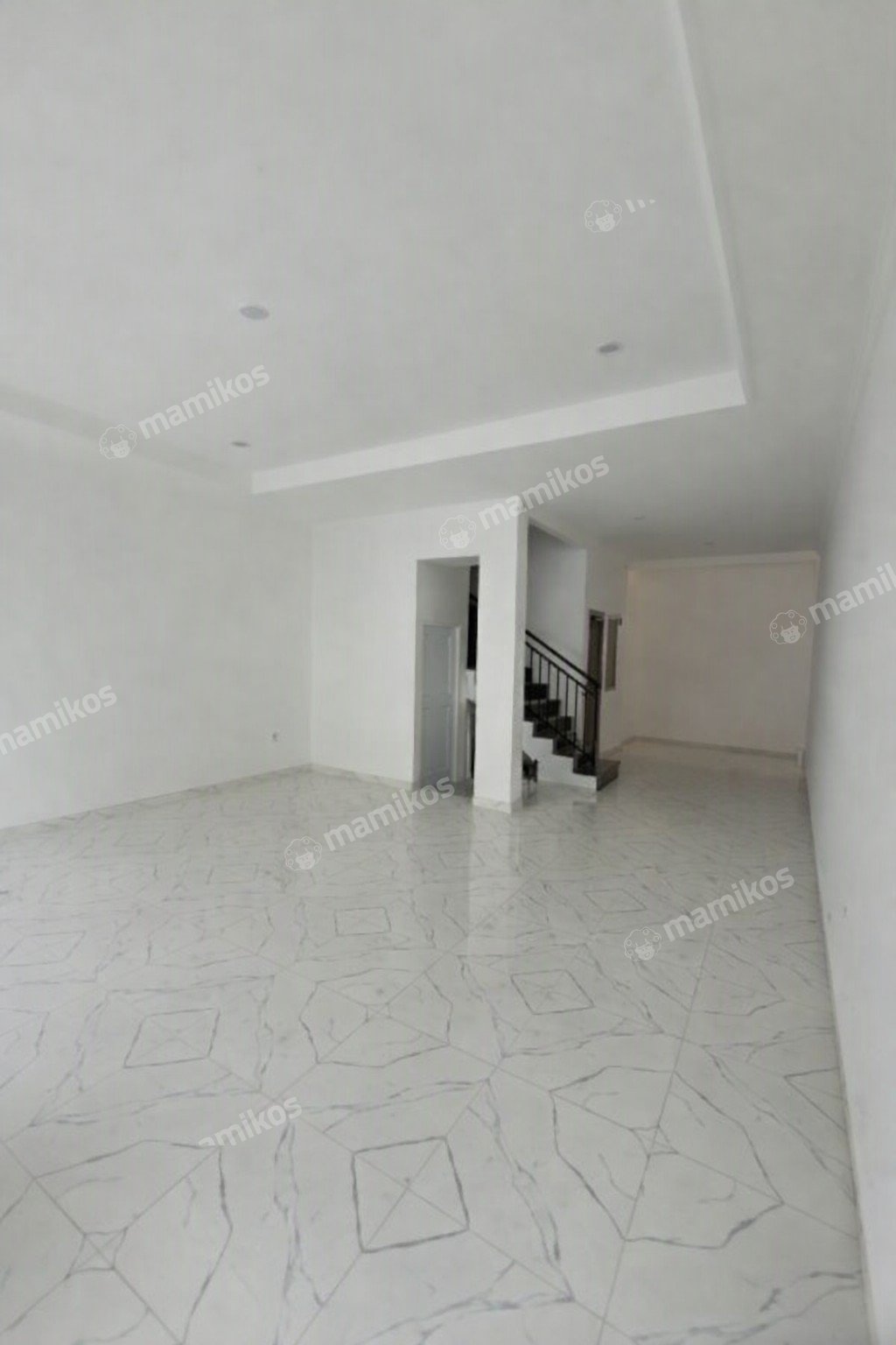 Rumah Sertifikat SHM 6 Kamar Tidur 4 Kamar Mandi Kelapa Gading Jakarta Utara - Photo 3