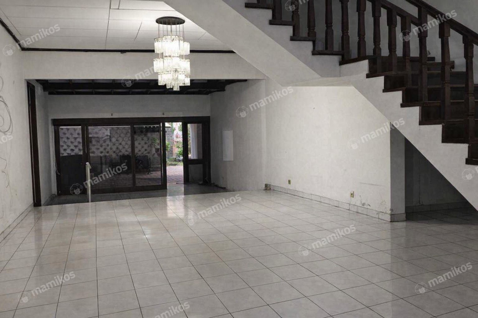 Rumah Sertifikat SHM 2 Lantai SCBD Jakarta Selatan