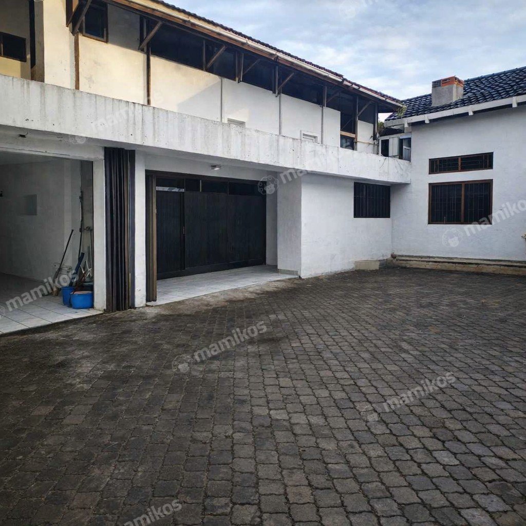 Rumah Sertifikat SHM 2 Lantai SCBD Jakarta Selatan - Photo 3