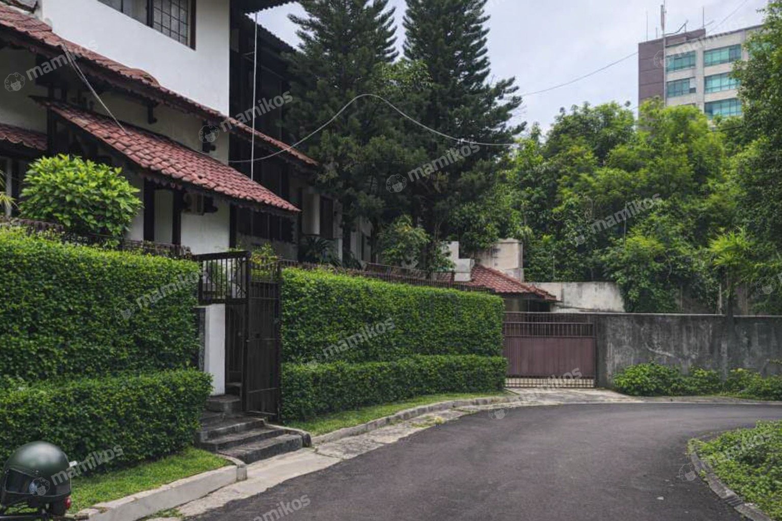 Rumah Sertifikat HGB 5 Kamar Tidur 5 Kamar Mandi Cilandak Jakarta Selatan