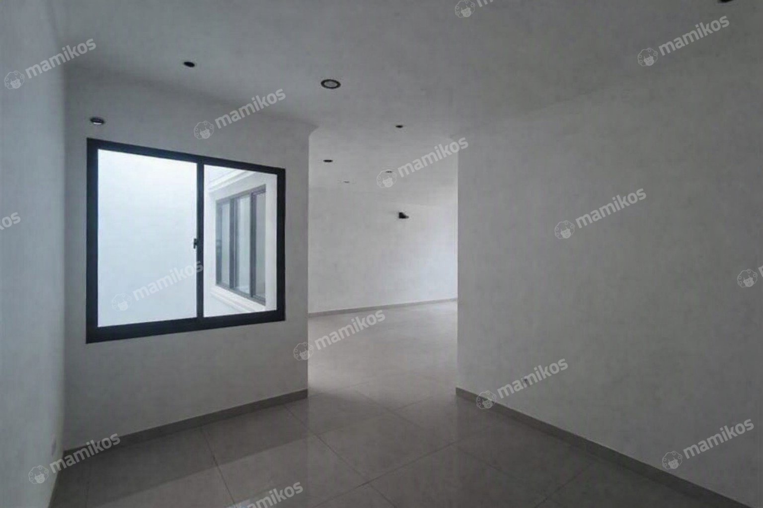 Rumah Sertifikat SHM 4 Kamar Tidur 4 Kamar Mandi Pantai Indah Kapuk Jakarta Utara - Photo 4
