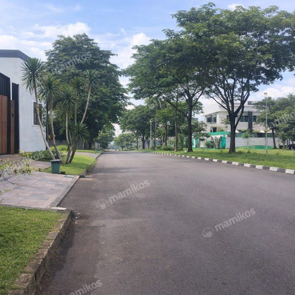 Rumah Sertifikat HGB 6 Kamar Tidur 4 Kamar Mandi Permata Buana Jakarta Barat - Photo 2