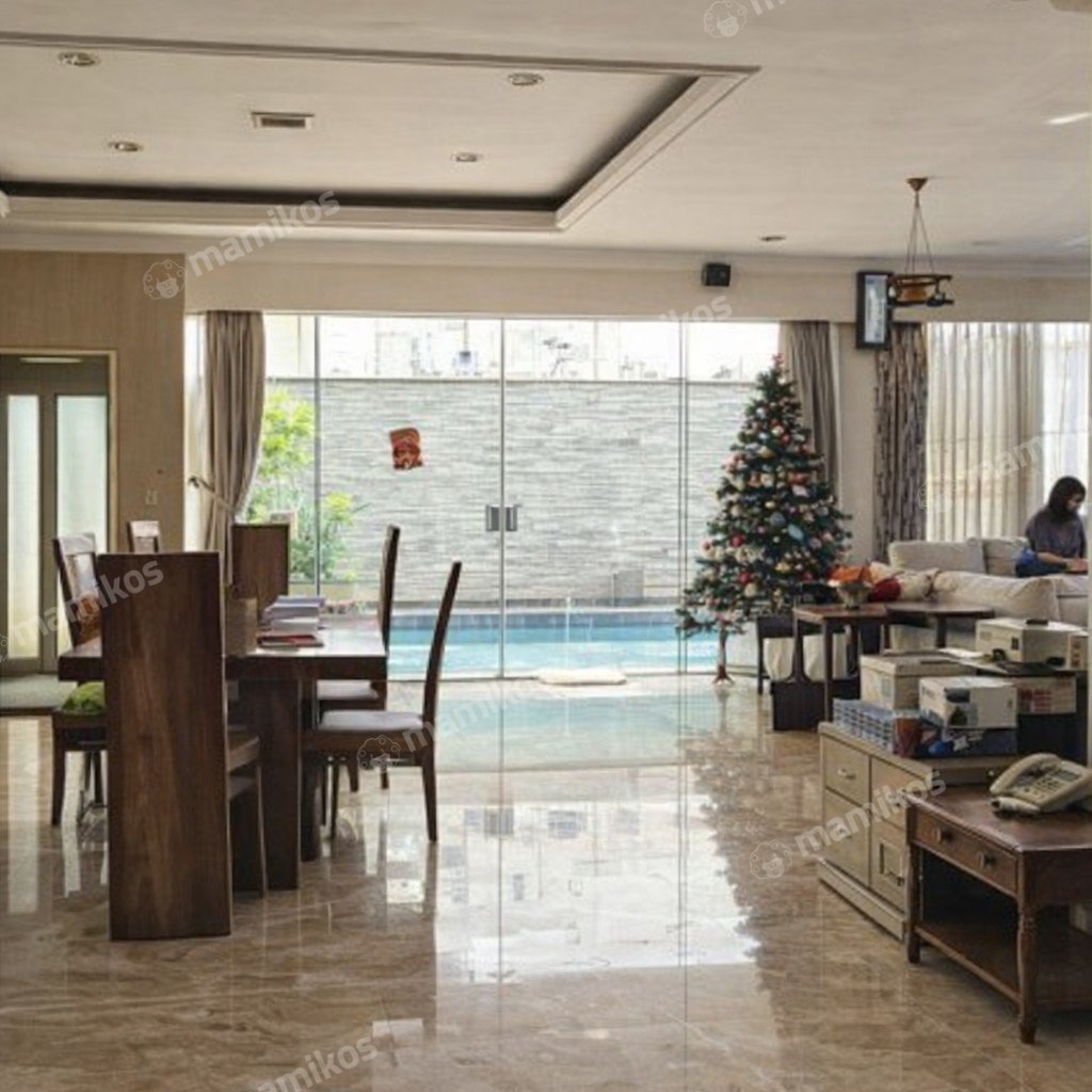 Rumah Sertifikat SHM 5 Kamar Tidur 6 Kamar Mandi Pondok Indah Jakarta Selatan