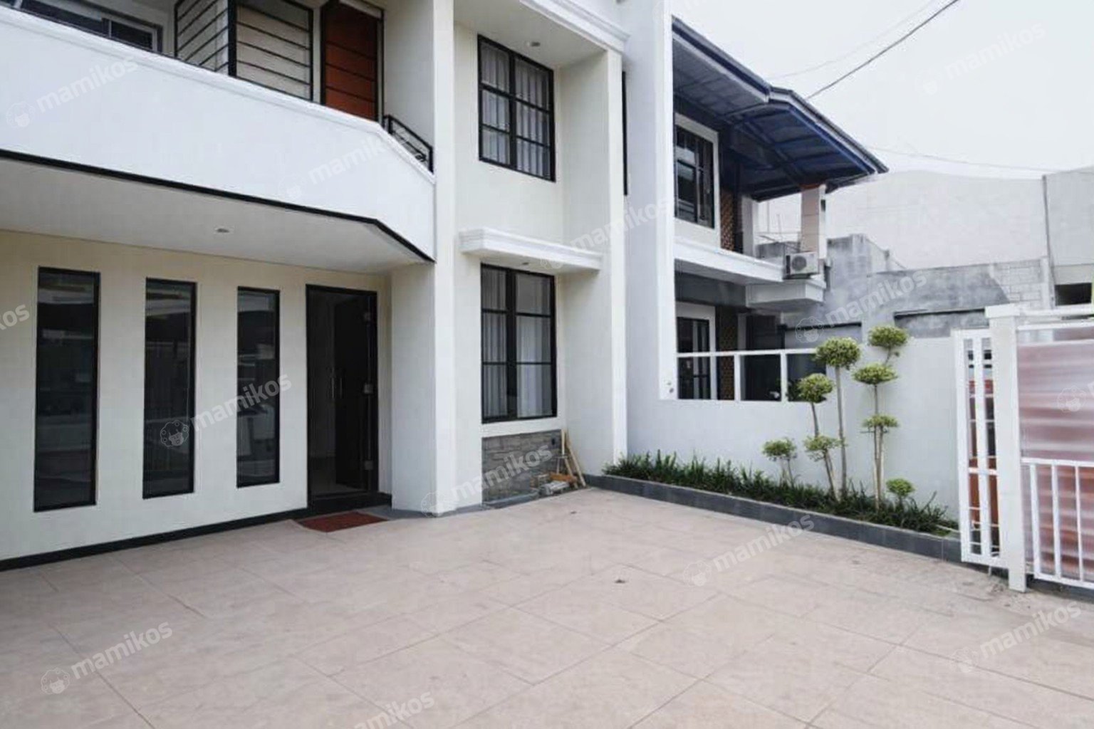 Rumah Sertifikat SHM 3 Kamar Tidur 3 Kamar Mandi Pondok Kelapa Jakarta Timur - Photo 3